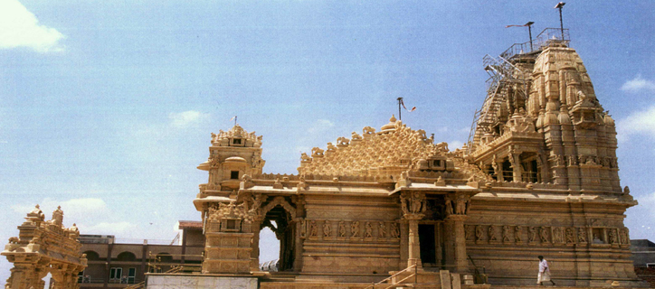 Jain Derasarji - Botad : This is Panch Kalyanak Derasarji